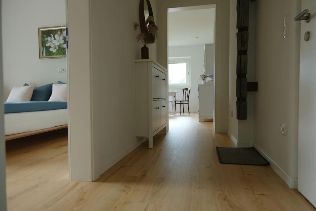 Haus Hafner Sonniges Apartment Terlano Esterno foto